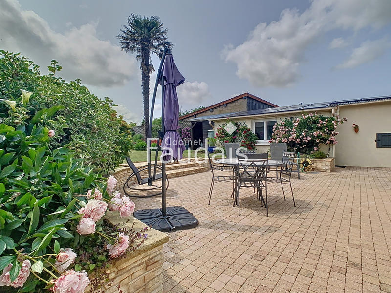 Maison - 168 m² - 7 pièces