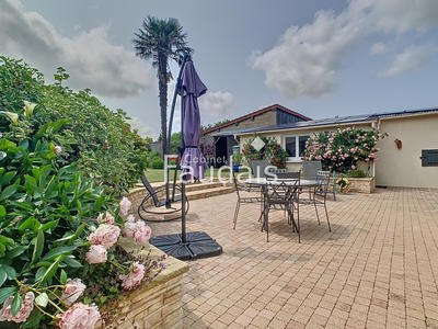 Maison - 168 m² - 7 pièces