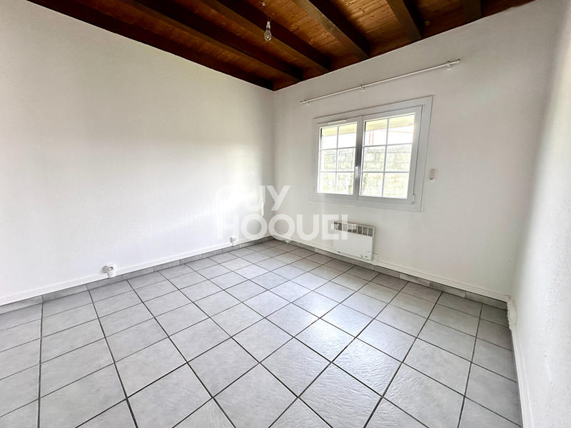 Maison - 95 m² - 6 pièces