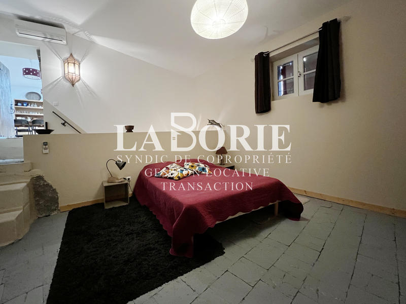 Maison - 210 m² - 6 pièces