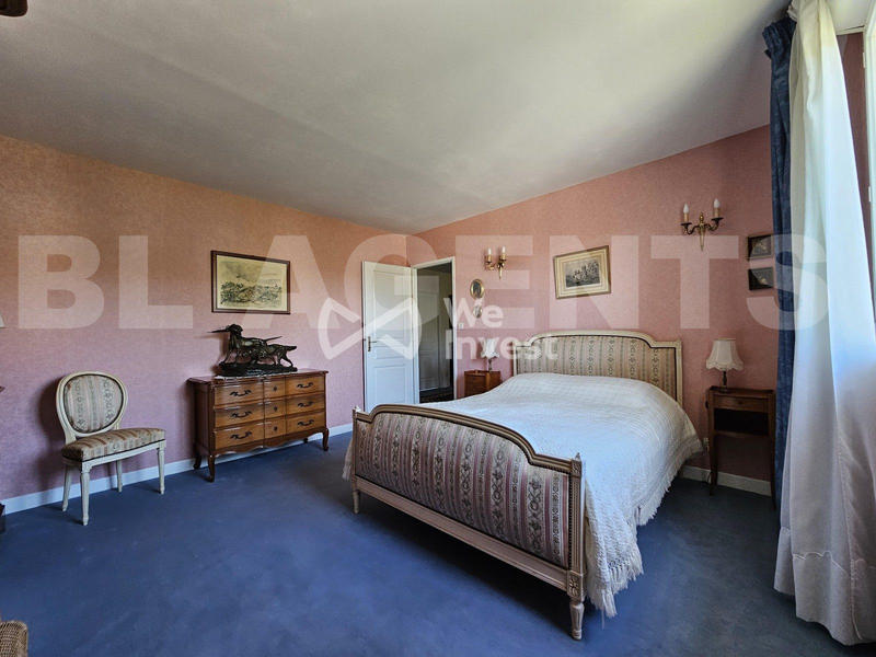 Maison - 157 m² - 7 pièces