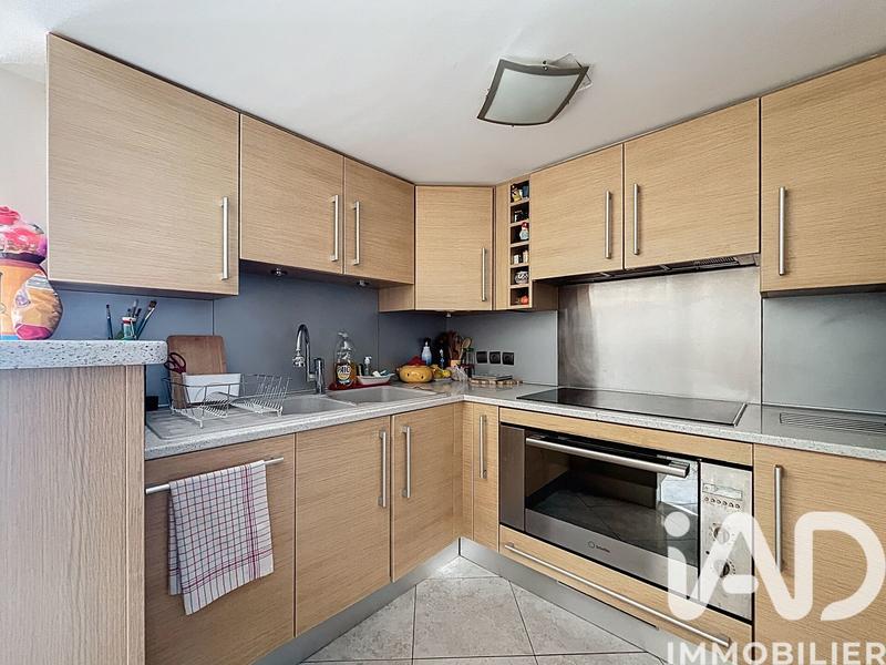 Maison - 174 m² - 10 pièces