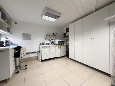 Local commercial - 22 m² - 1 pièce