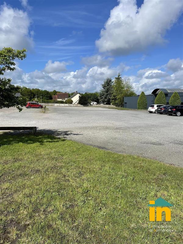 Local commercial - 1 460 m²