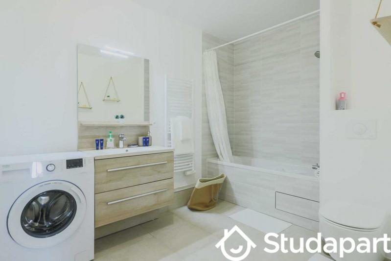 Appartement - 66 m² - 2 pièces