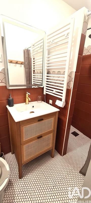 Maison - 207 m² - 12 pièces