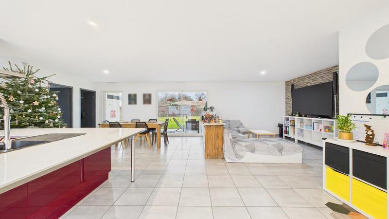 Maison - 141 m² - 7 pièces