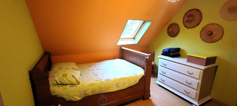 Maison - 153 m² - 8 pièces