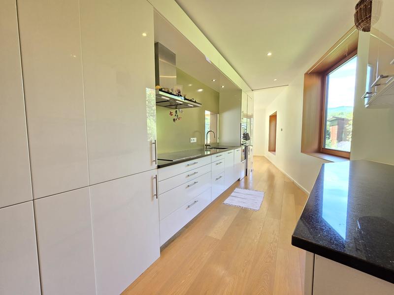 Maison d'architecte - 223 m² - 6 pièces