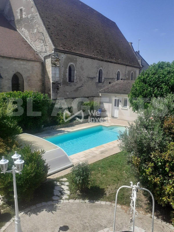 Maison - 150 m² - 8 pièces