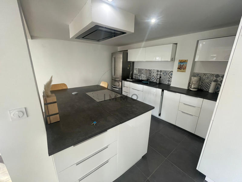 Appartement - 135 m² - 7 pièces