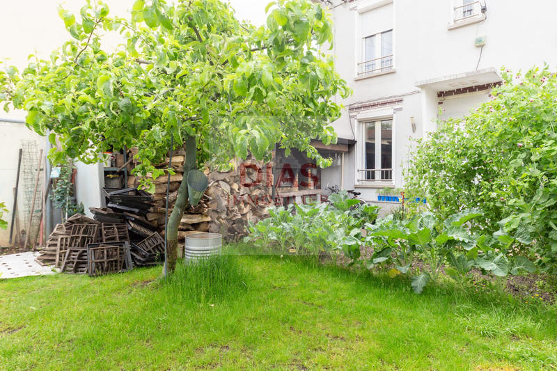 Maison - 126 m² - 1 pièce