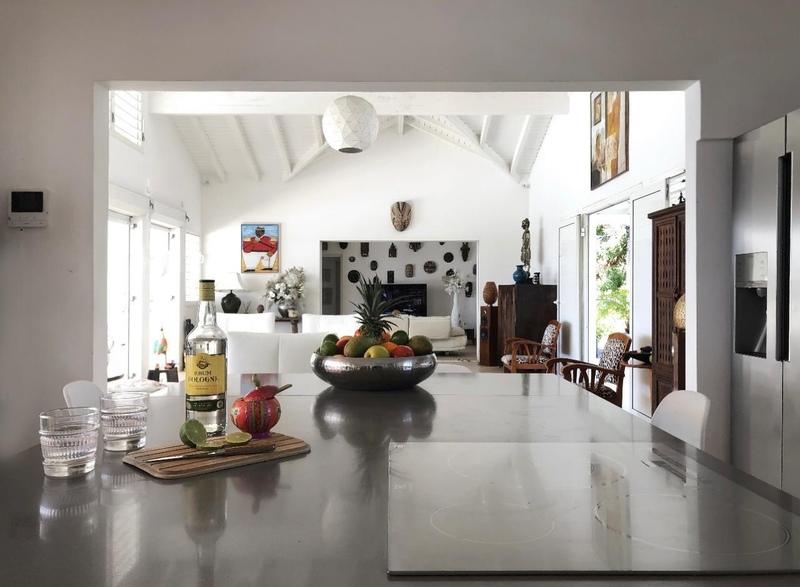 Maison - 221 m² - 7 pièces