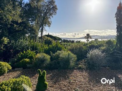 Mas - 61 m² - 3 pièces