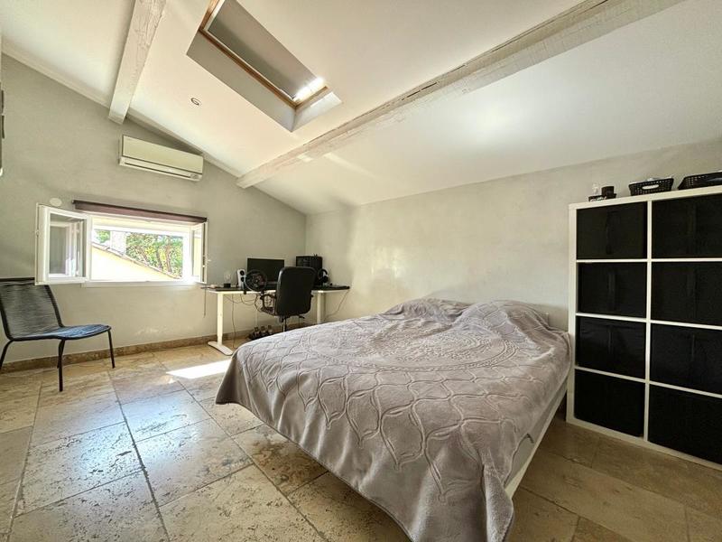 Maison - 168 m² - 5 pièces