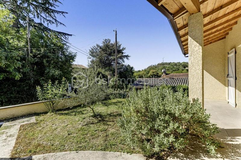 Villa - 137 m² - 5 pièces