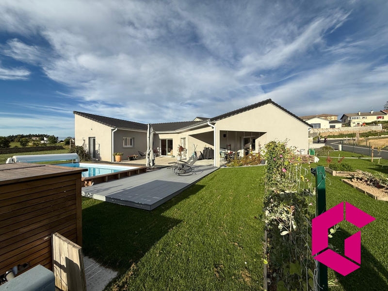 Villa - 152 m² - 5 pièces