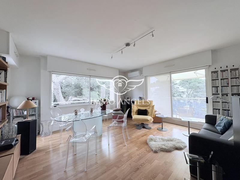 Appartement - 99 m² - 5 pièces