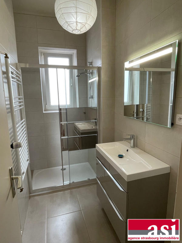 Appartement - 75 m² - 3 pièces