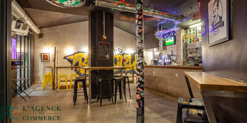 Fonds de commerce - Local commercial - 180 m²
