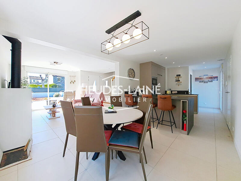 Maison - 114 m² - 6 pièces