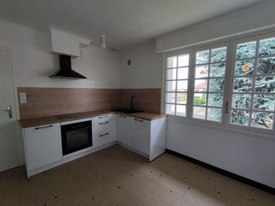 Maison - 79 m² - 4 pièces