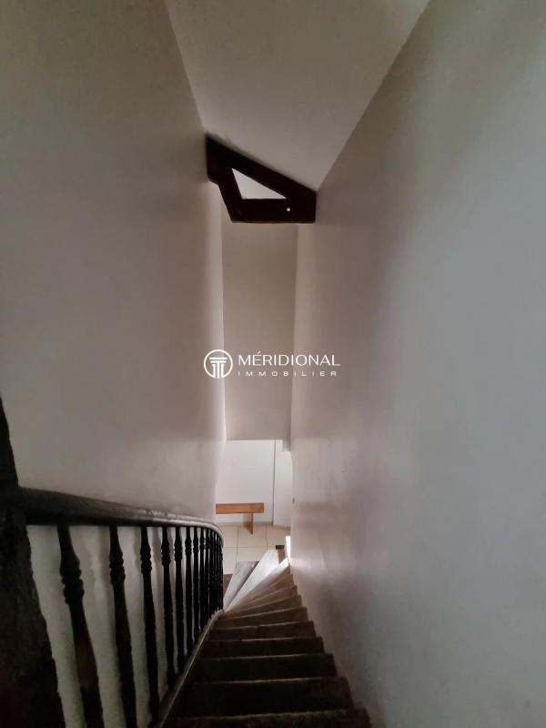 Maison - 648 m² - 22 pièces