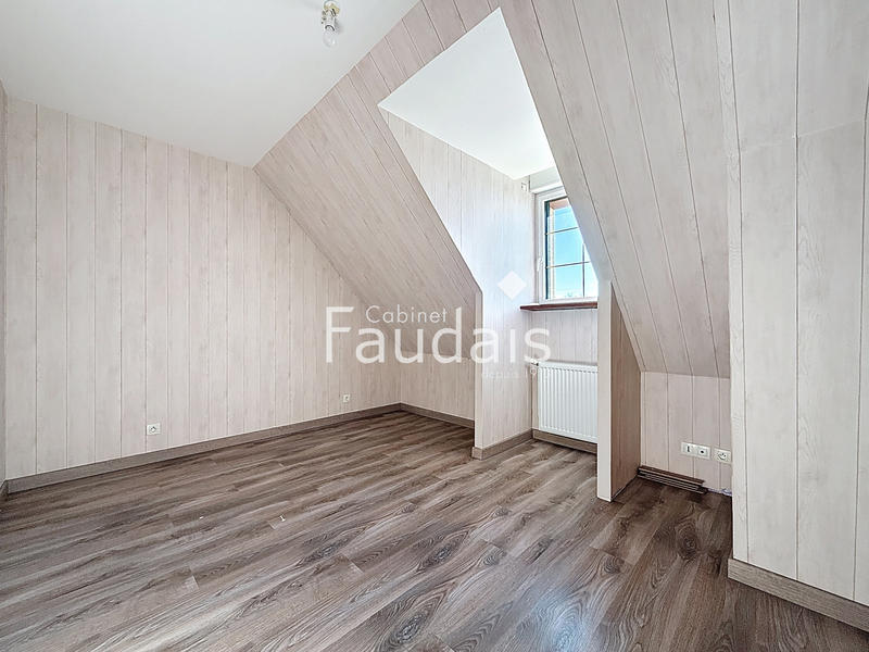 Maison - 140 m² - 7 pièces