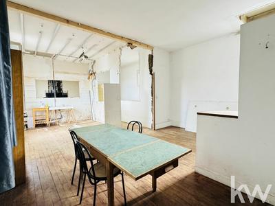 Immeuble - 148 m² - 7 pièces