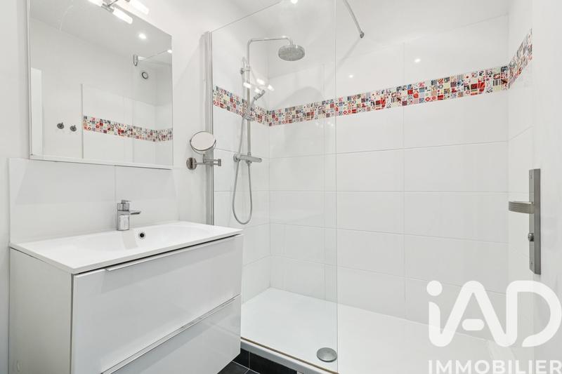 Maison - 96 m² - 5 pièces