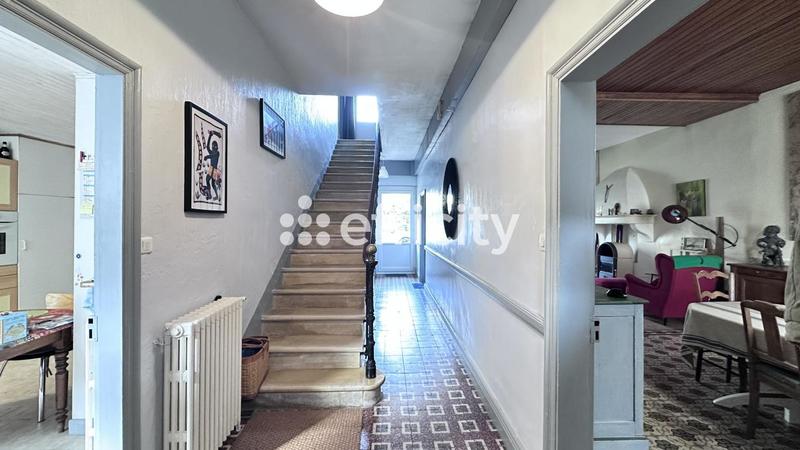 Maison - 166 m² - 4 pièces