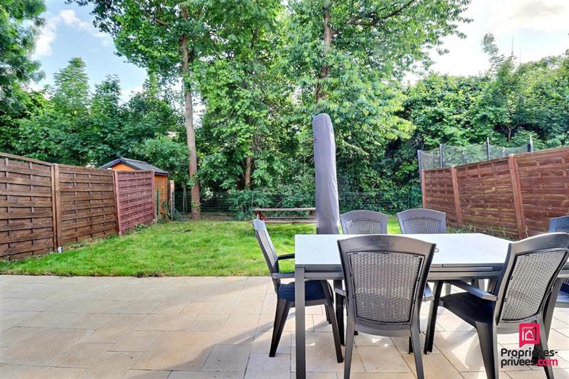 Maison - 90 m² - 5 pièces