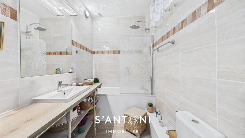 Maison de ville - 84 m² - 3 pièces