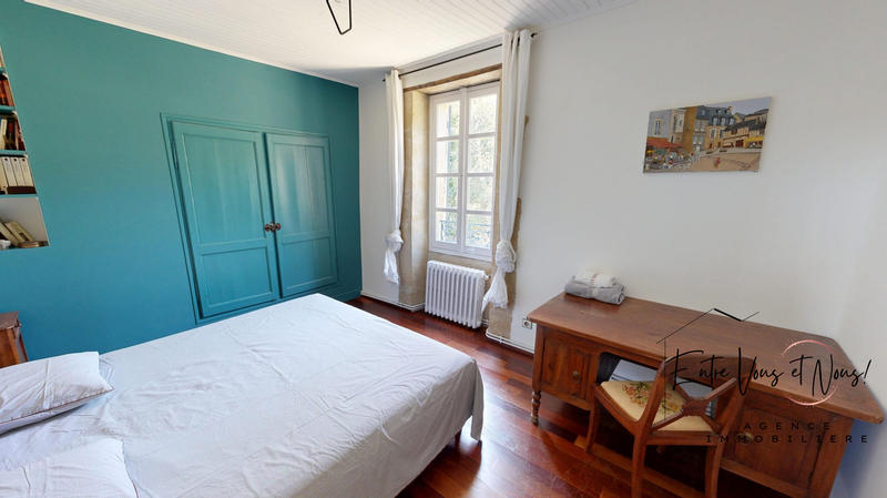 Maison ancienne - 274 m² - 14 pièces