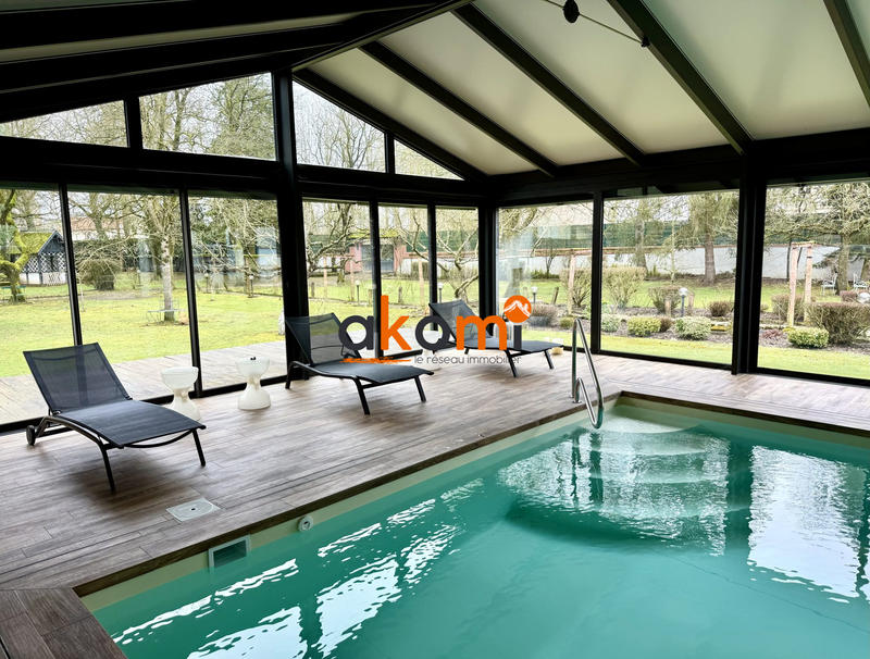 Maison - 432 m² - 8 pièces