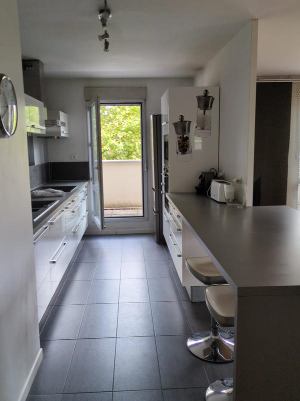 Appartement - 84 m² - 4 pièces