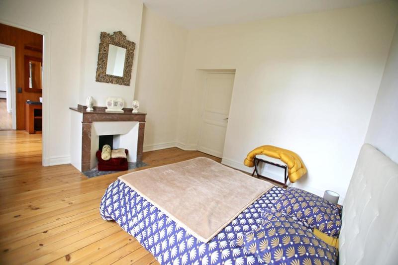 Maison de maîtres - 331 m² - 9 pièces