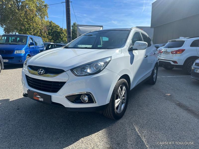 Hyundai ix35 1.7 Crdi 115cv Premium Pack / Cuir Gps Toit Ouvrant Camera /Sieges Chauffants Av et Ar Attelage