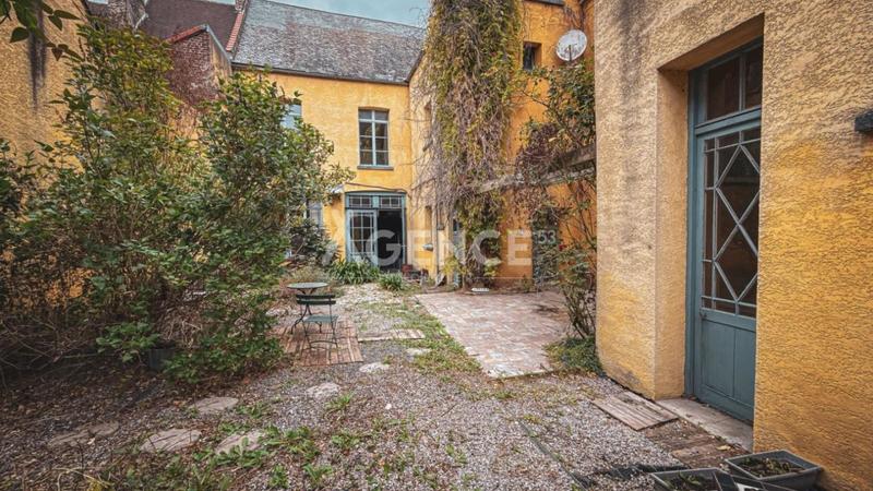 Maison bourgeoise - 340 m² - 12 pièces