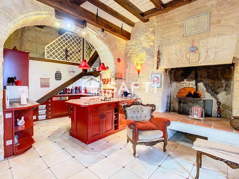 Maison - 229 m² - 11 pièces