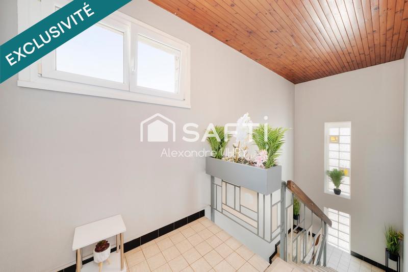 Appartement - 80 m² - 4 pièces