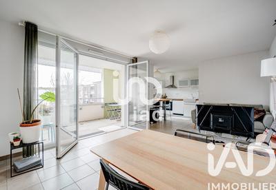 Appartement - 64 m² - 3 pièces