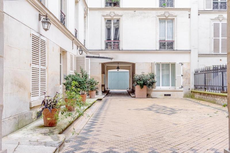 Appartement - 137 m² - 5 pièces