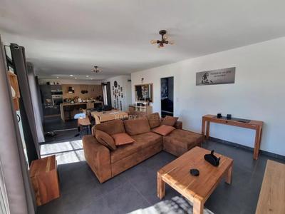 Villa - 110 m² - 4 pièces