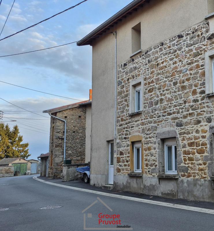 Maison - 90 m² - 4 pièces