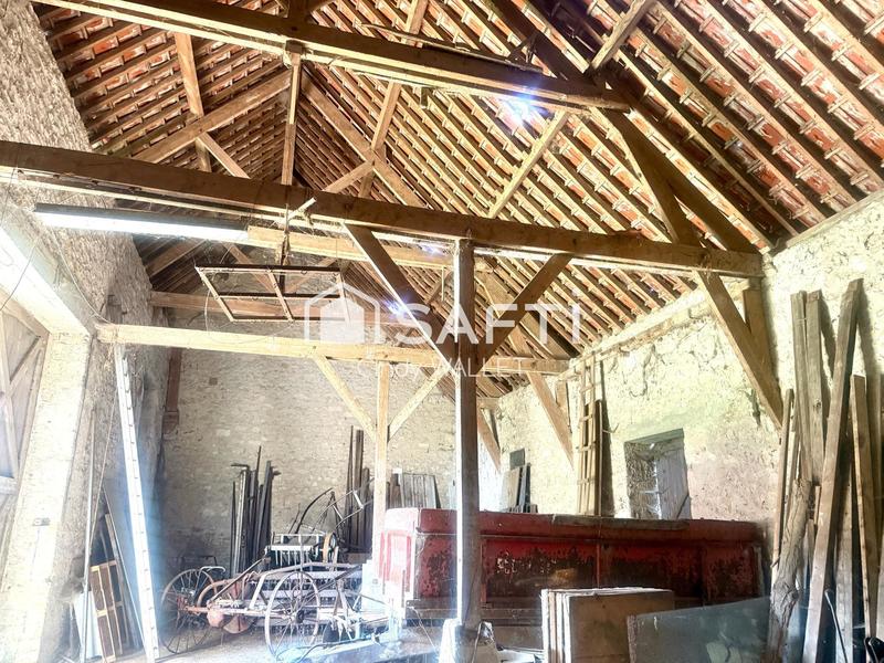 Maison - 150 m² - 1 pièce