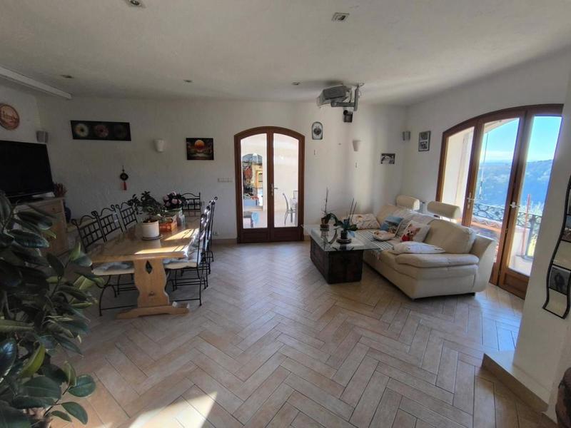 Maison - 125 m² - 4 pièces