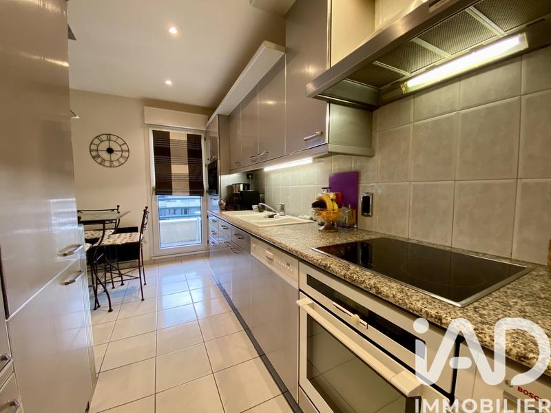 Appartement - 81 m² - 4 pièces