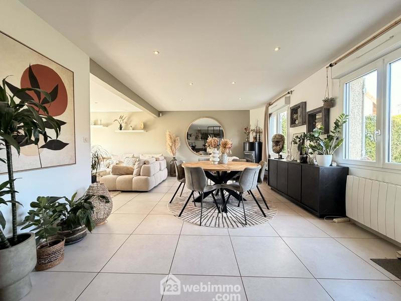 Maison - 152 m² - 5 pièces