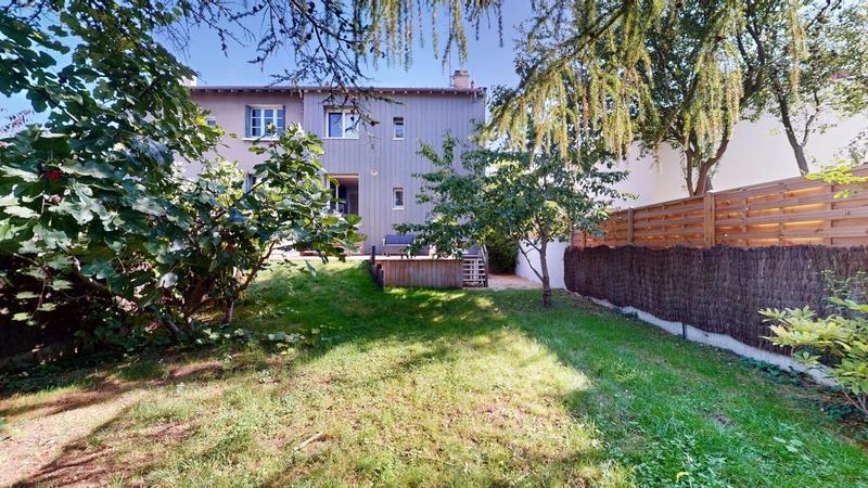 Maison - 77 m² - 5 pièces